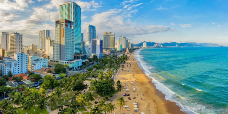 khách sạn Nha Trang gần biển