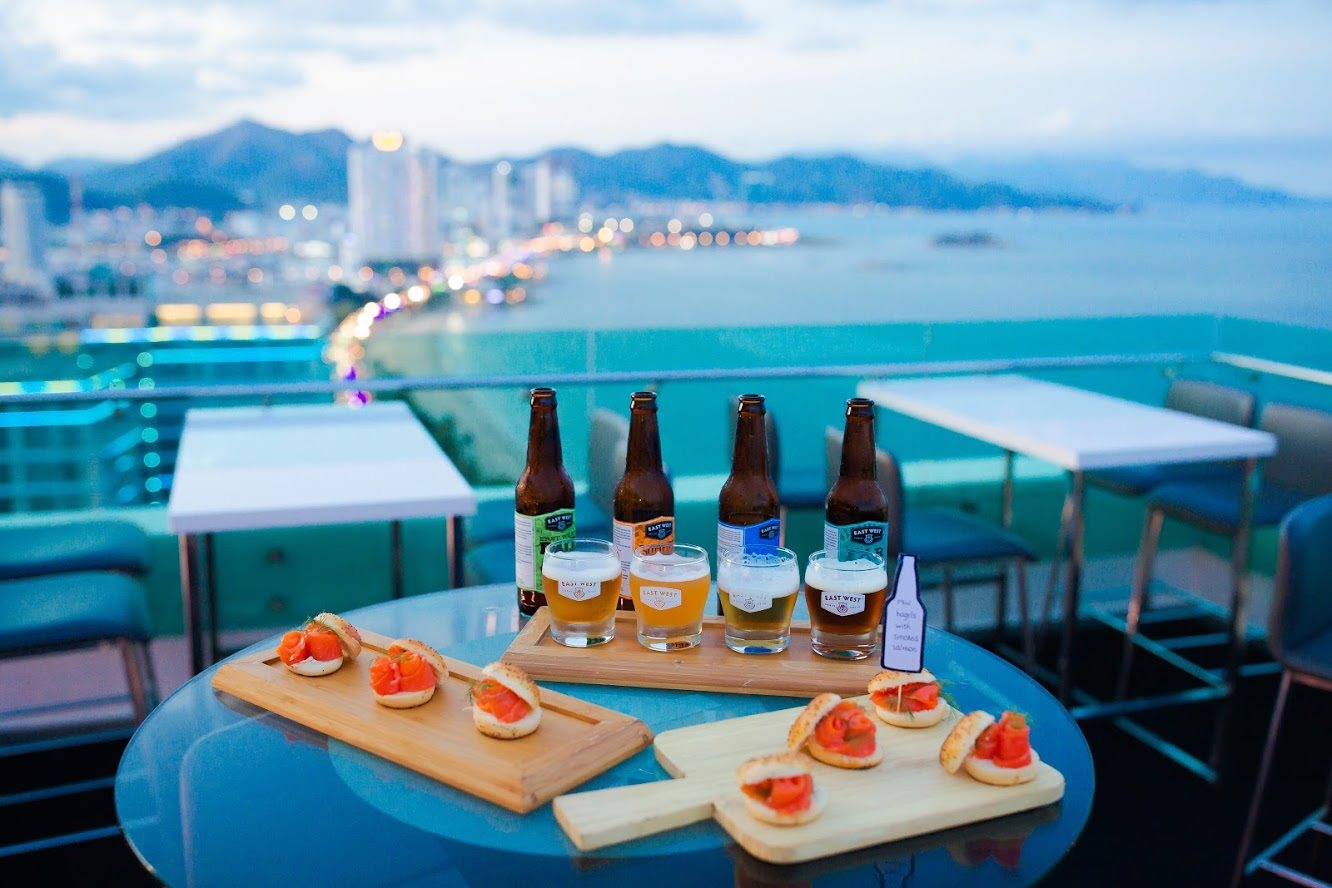 nha-trang-at-night